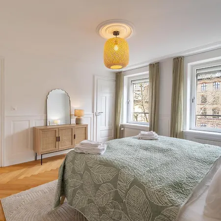 Boho - 80 Qm, 3 Schlafzimmer, Balkon & Zugang Zur Dachterrasse Mit Grill & Seesicht