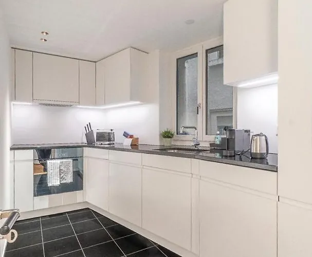 Boho - 80 Qm, 3 Schlafzimmer, Balkon & Zugang Zur Dachterrasse Mit Grill & Seesicht Zurich